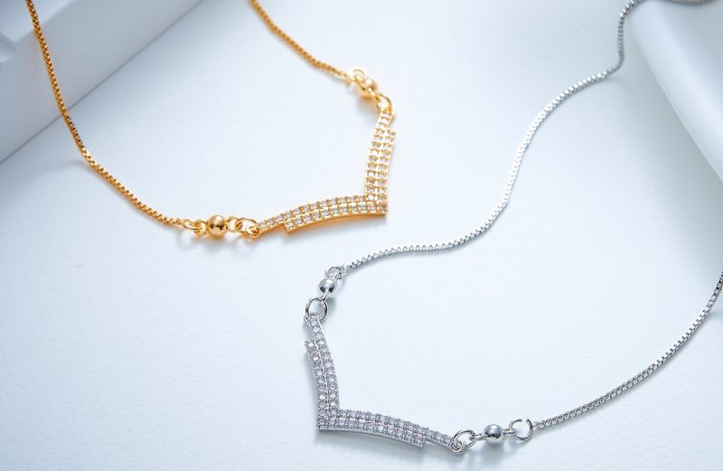 Kalung Titanium