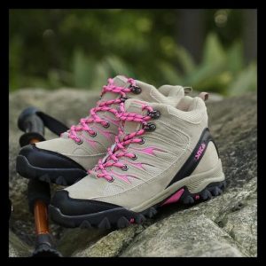 Sepatu Gunung